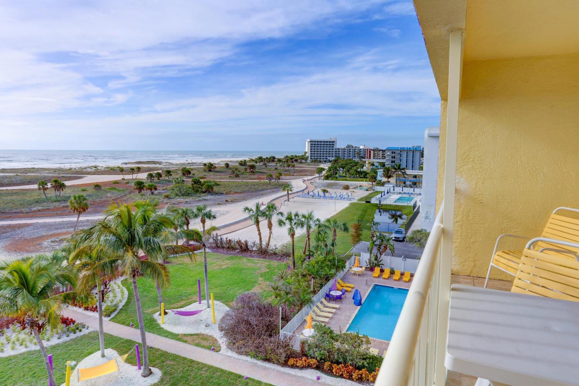 South Beach Condo Hotel By Travel Resort Services, Inc. سانت بيتي بيتش المظهر الخارجي الصورة