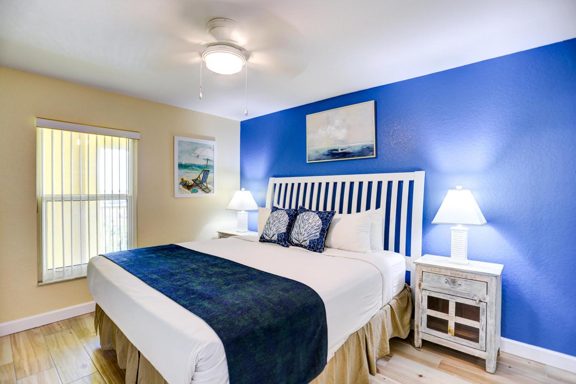 South Beach Condo Hotel By Travel Resort Services, Inc. سانت بيتي بيتش المظهر الخارجي الصورة
