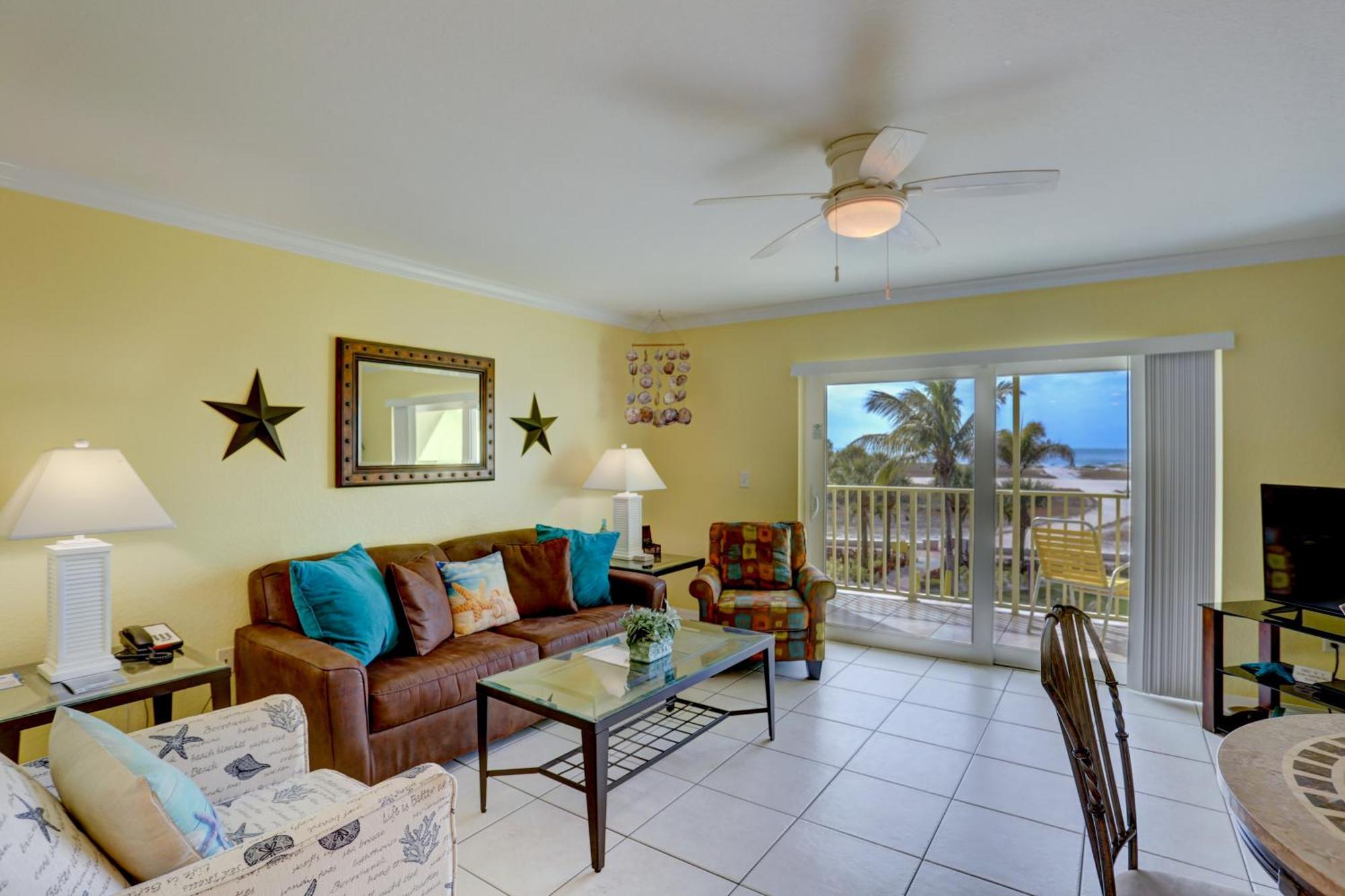 South Beach Condo Hotel By Travel Resort Services, Inc. سانت بيتي بيتش المظهر الخارجي الصورة
